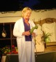Frau Dr. Maier (Petra Wilhelm) �berlegt, was zu tun ist (Vorstellung am 12.7.08)